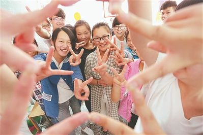 东海高中学校开展活动 呼吁学生减压迎高考