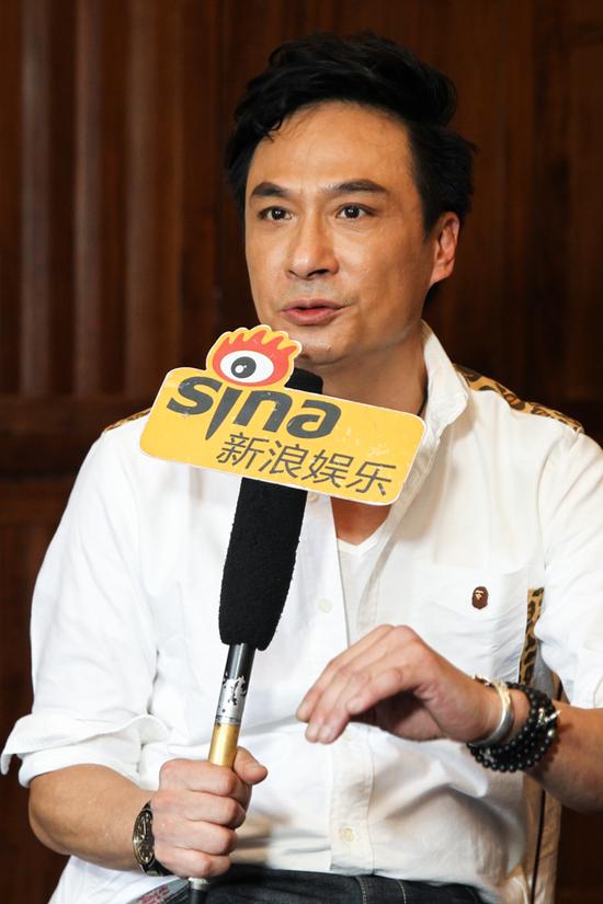 吴镇宇接受新浪娱乐专访