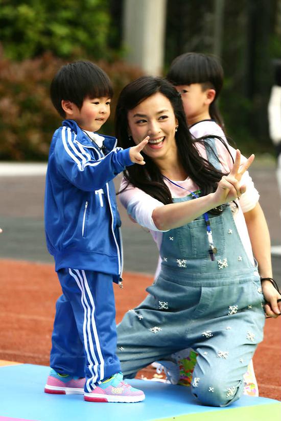 张庭《幼儿园》叫板钟丽缇