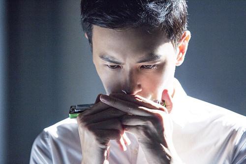 郑元畅《重生》诠释暖男黑男