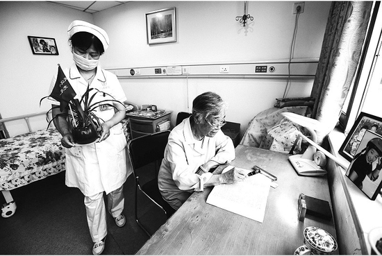 武汉多家医院试水开养老院 成本与医保成拦路