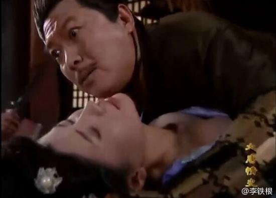 唐国强昔日古装激情戏