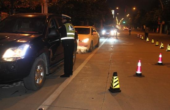 南昌10天查获酒驾123起 下周将严查小巷_南昌