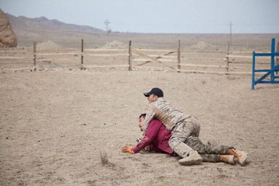 吴京李铭顺微博互动求真相 打破不和传闻|吴京
