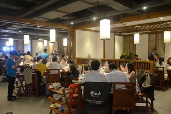 新店开张就人气爆棚
