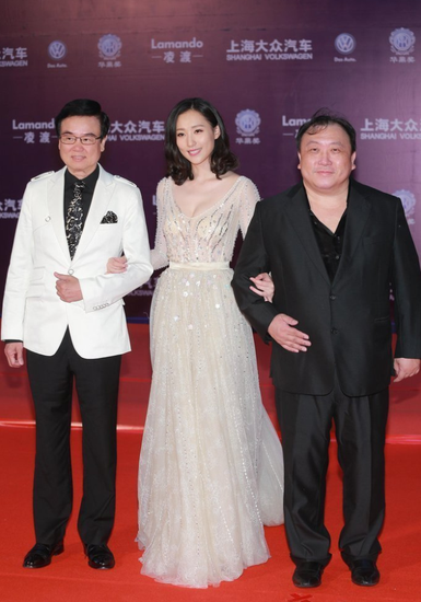 女星思漩亮相红毯