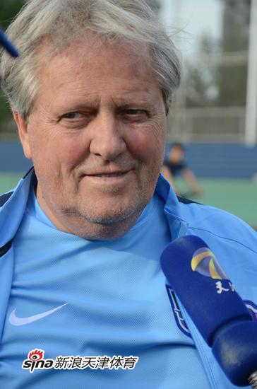 泰达备战恒大不谈二次转会 阿里汉:三将无法出