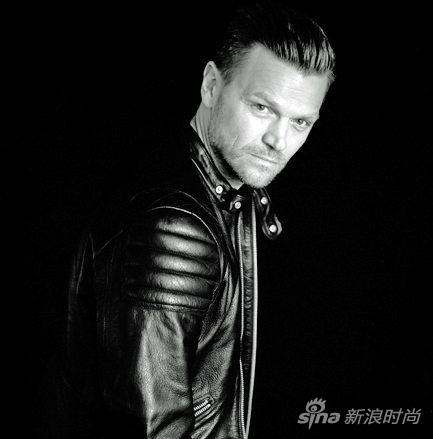 迈克高仕从雨果博斯挖来马索尔·奥斯特沃德(Marcel Ostwald)但任品牌男装业务高级副总裁