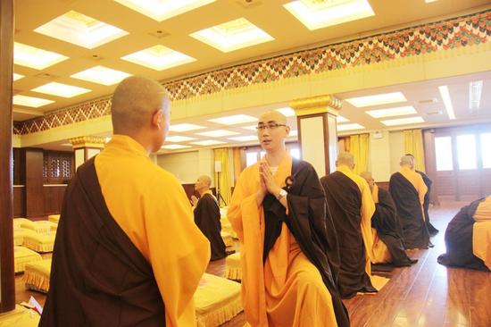 北京龙泉寺僧团正式进入结夏安居(图:北京龙泉寺)