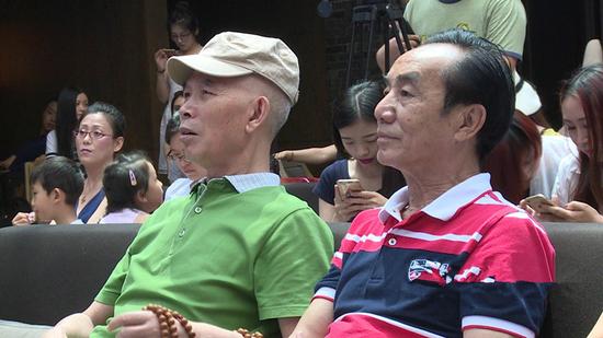 蔡妍空降蓉城助阵川台美容整形真人秀节目