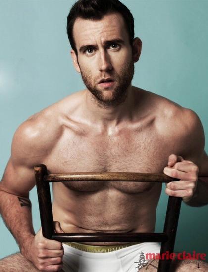 matthew lewis,Alfred Enoch matthew lewis逆袭肌肉照