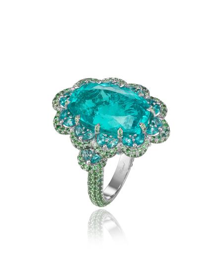 Red+Carpet+ring+829675-1002