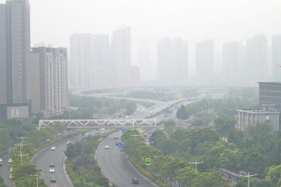 去年鄭州的空氣質量級別為輕污染