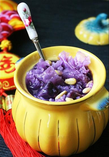 紫薯银耳松子粥