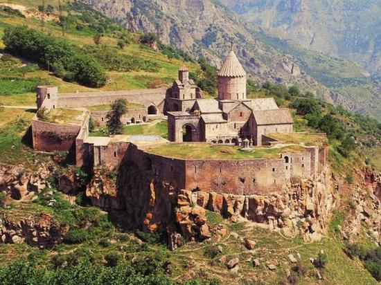 tatev-monastery