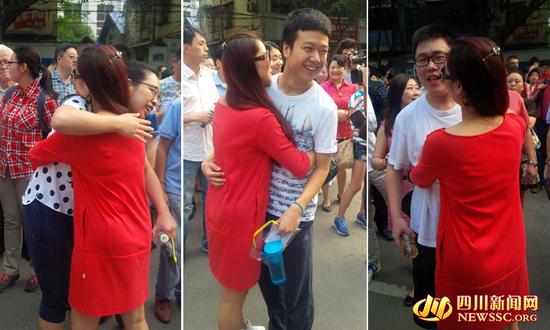 四川高考开考啦 美女班主任熊抱给学生加油