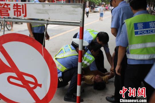 许中洲 摄