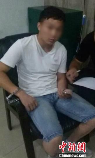 九江警方快速反应,抓获南昌替考事件犯罪嫌疑人彭某。 九江警方图片 摄