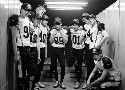 EXO后续曲《love me right》公开