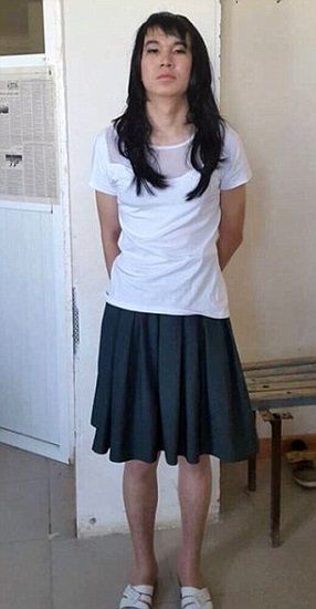 真爱!男子戴假发替<em>女友考试</em>_手机新浪网