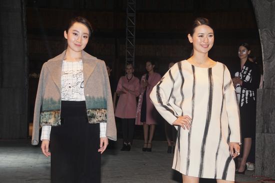 "小高圆圆"李依然颠覆邻家女孩形象