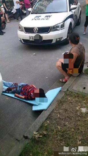 浦东女子持刀砍人致1死2伤