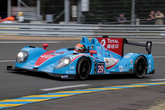 董荷斌驾驶的29号赛车在LMP2组排位第11