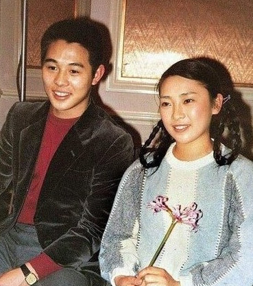 李连杰与黄秋燕 李连杰与黄秋燕