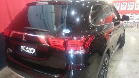 Mitsubishi Outlander PHEV facelift spy 05