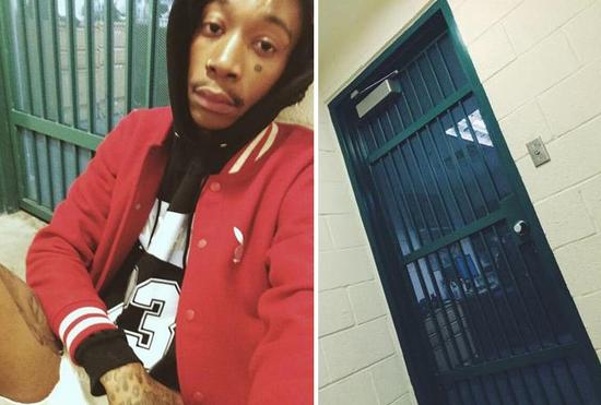 当时他把这种自拍上传了twitter