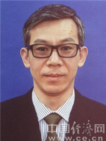 陈世权。