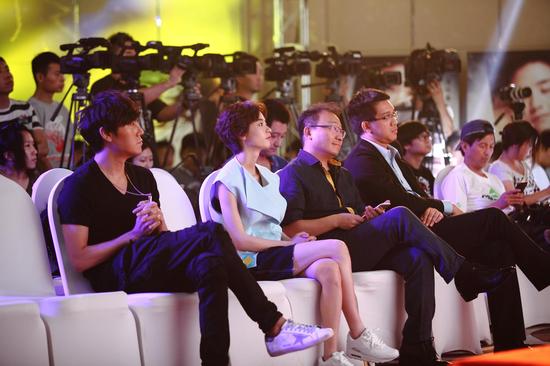 《摇滚英雄》发布会