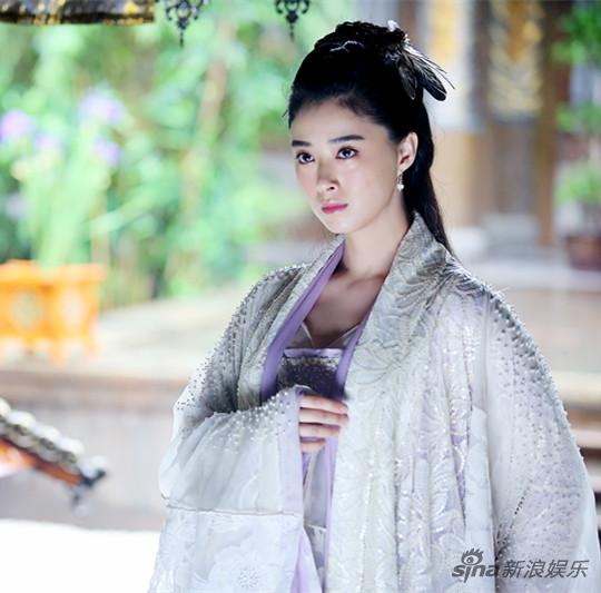 《花千骨》众男环绕 上仙蒋欣成独苗(图)|花千