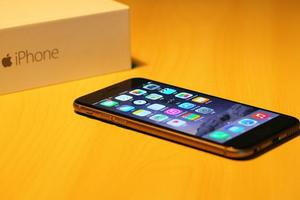 ƻ��̨������̶��³���ʾiPhone 6S��������