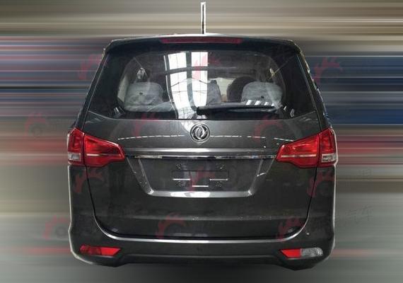 东风风行S500量产车谍照曝光