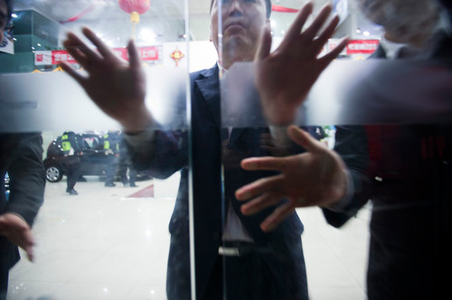 失血产业链 经销商成行业阵痛炮灰