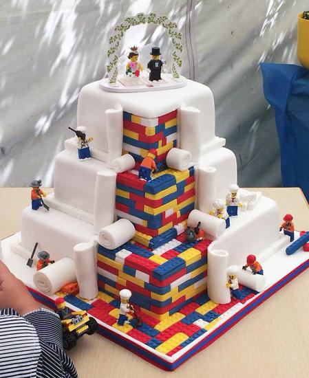 乐高铁粉制造:结婚蛋糕