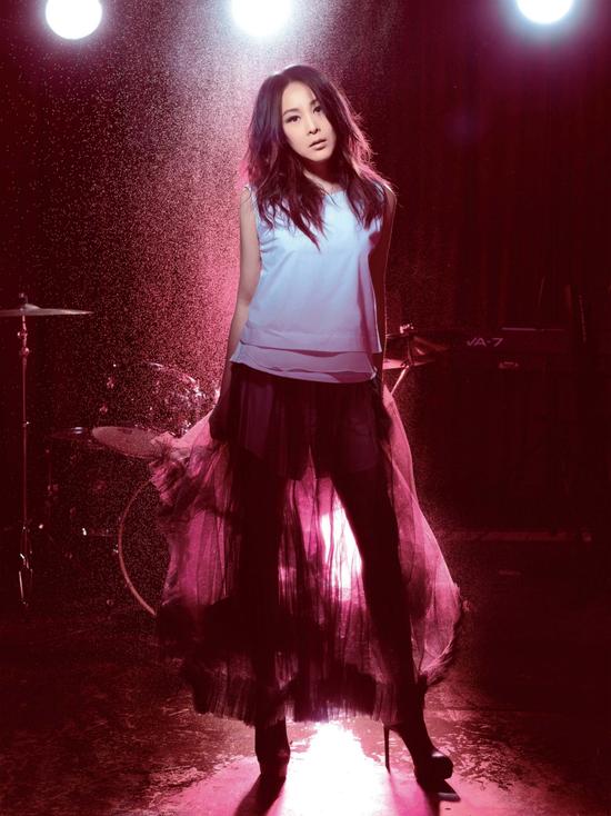 刘若英演唱《最亮的星光》什么反响?