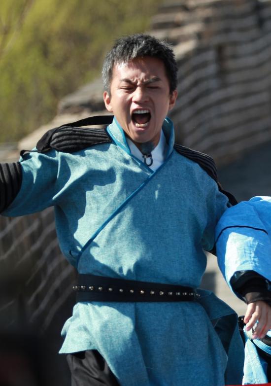 邓超《跑男》穿越长城开跑