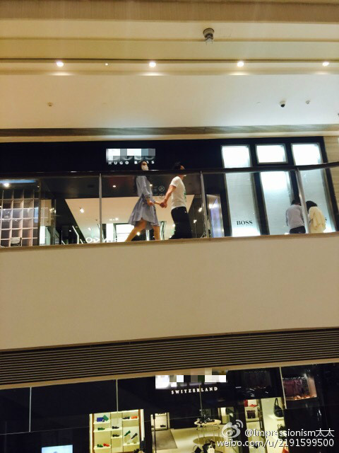 李晨范冰冰牵手逛街