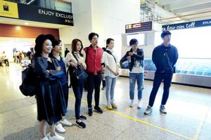 《花少》姐弟独游迪拜 疯狂玩法获点赞