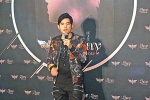 周杰伦劝勉后辈好好读书 自曝曾沉迷游戏