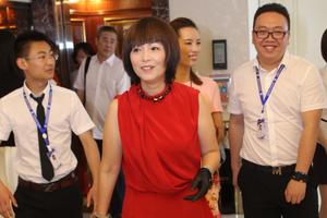 “石榴姐”苑琼丹期待加盟《花儿与少年》