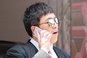 极限挑战黄渤遇美女送饭 张艺兴崩溃飙泪