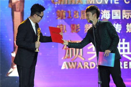 %e8%91%a3%e5%ad%90%e5%81%a5%e4%b8%ba%e5%a4%a7%e9%b9%8f%e9%a2%81%e5%a5%96