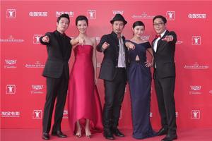 《真相禁区》亮相上影节 齐摆柯南造型