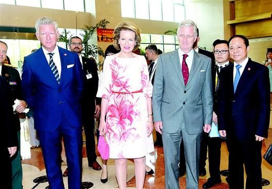 比利时国王王后访华在汉参观 谈绿色城市体验古乐器