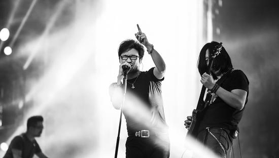 汪峰南昌演唱会8月举行 已正式开票|汪峰|汪峰演唱会|汪峰巡演_新浪娱乐_新浪网