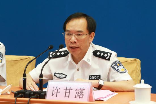 河南省人民政府黨組成員、省公安廳黨委書記許甘露
