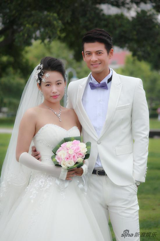 男身婚纱_动漫婚纱情侣头像(2)